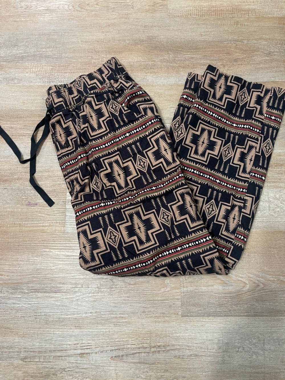 Pendleton Black & Tan Aztec Print Drawstring Pants